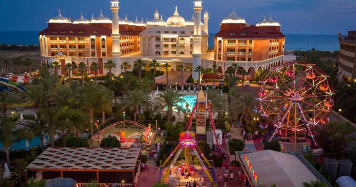 7-дневна самолетна почивка в Royal Taj Mahal, Сиде 3