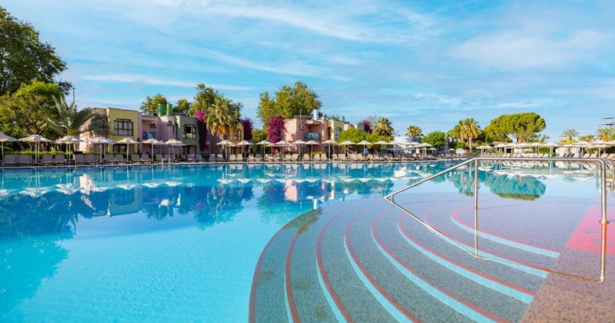 Ранни резервации за лято 2027 във Vonresort Golden Beach, Сиде 18