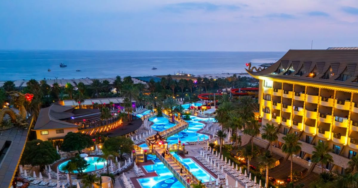 Лято 2027 в Royal Dragon Hotel 5* 24