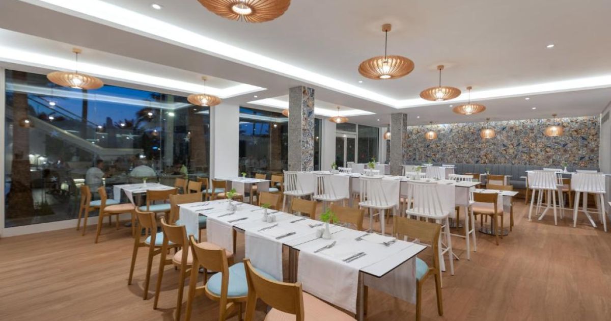 2027 Почивка в Хамамет в хотел Iberostar Waves Averroes 4* полети до октомври 6