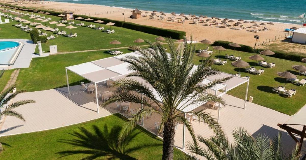 2027 Почивка в Хамамет в хотел Iberostar Waves Averroes 4* полети до октомври 11