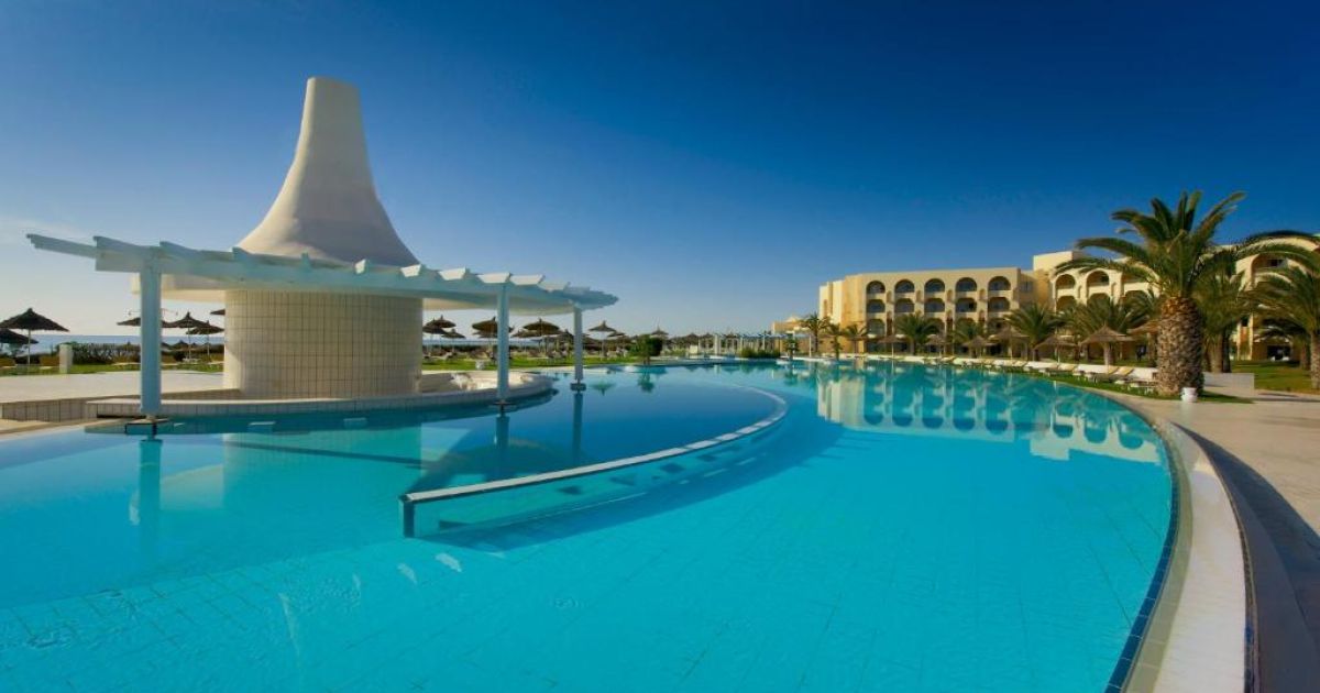 2027 Почивка в Хамамет в хотел Iberostar Waves Averroes 4* полети до октомври 22