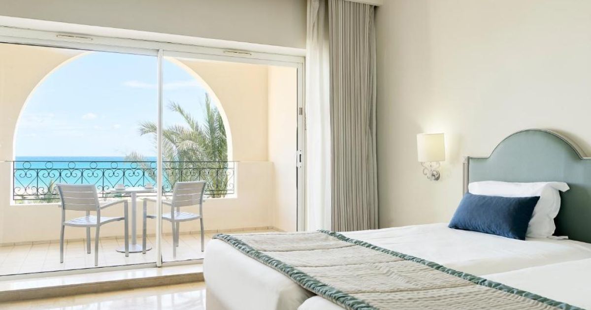 2027 Почивка в Хамамет в хотел Iberostar Waves Averroes 4* полети до октомври 24