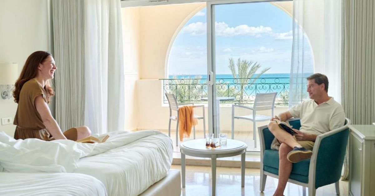 2027 Почивка в Хамамет в хотел Iberostar Waves Averroes 4* полети до октомври 25